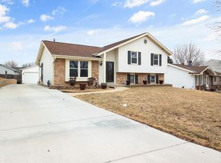 9340 W Arch Ave, Milwaukee, WI 53224