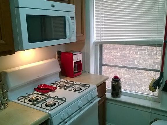 4th image of 4816 N Linder Ave APT 2B