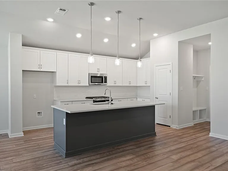 136 Osceola Dr — Photo 5