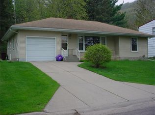 1319 Lakeview Ave, Winona, MN 55987