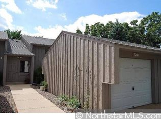 7248 Vista Ct, Eden Prairie, MN 55346
