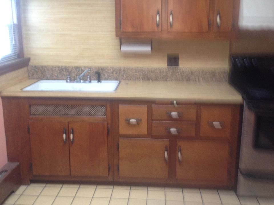 2nd image of 346 High Mountain Rd #1