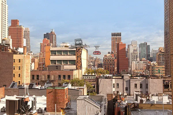 Sold by Singer New York Real Estate | media 2