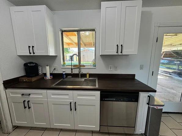 515 E Virgin St, Bunkerville, NV 89007
