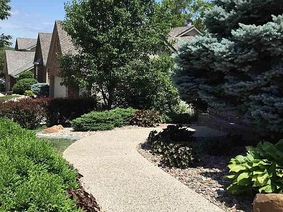 3rd image of 3403 N 128th Cir