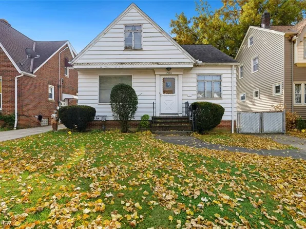 7503 Whittington Dr, Parma, OH 44129