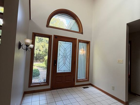3rd image of 15625 River Bend Trl