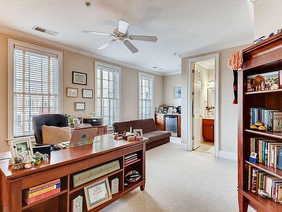 4th image of 2206 Edgartown Ln SE