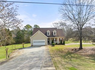 4377 Pine Vale Rd, Gainesville, GA 30507