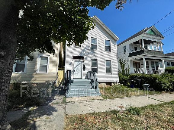 3rd image of 2204 14th St #2