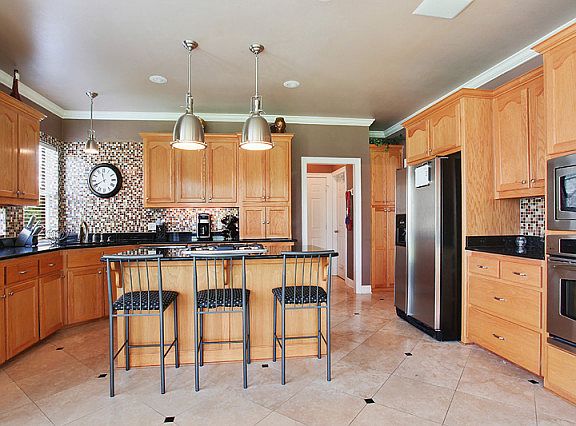 5th image of 423 Northpark Blvd
