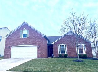 1249 Landsbrook Dr, Indianapolis, IN