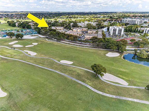 3rd image of 6205 Kendale Lakes Cir #279