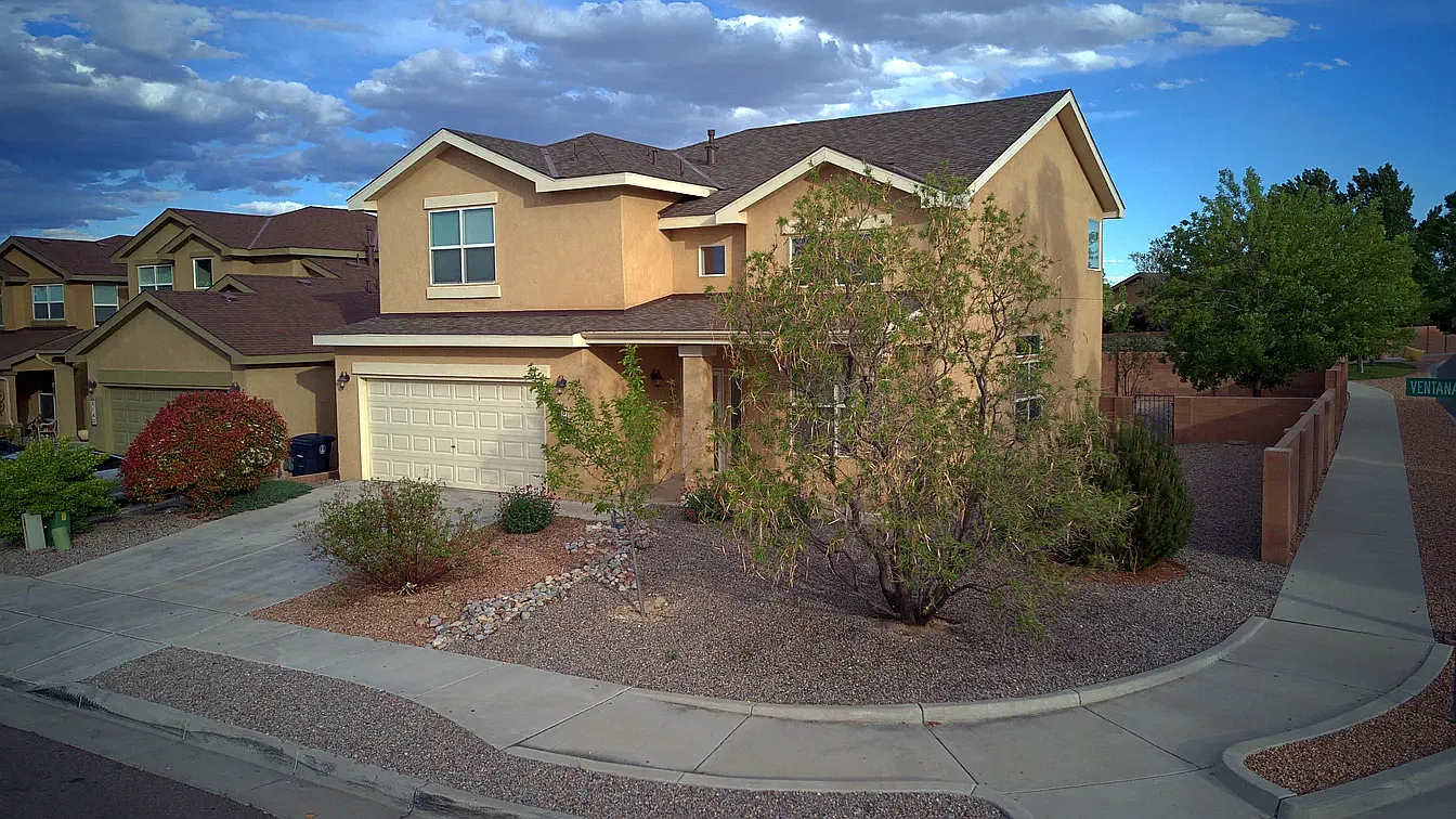 3 bed, 2.5 bath, 2145 sqft, $2,465 — Photo 1