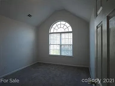 19015 Kanawha Dr — Photo 19