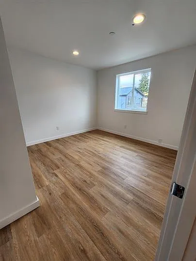 314 Washington Ave SW — Photo 5