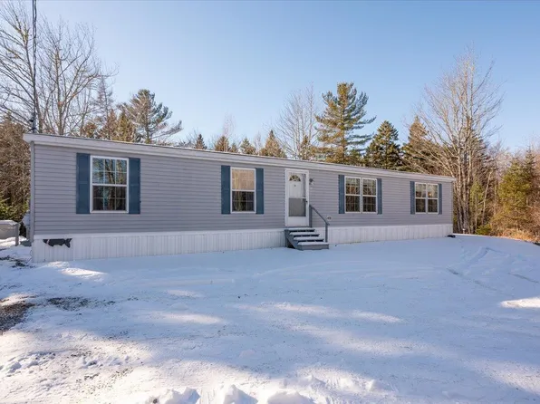632 Cushing Road, Friendship, ME 04547
