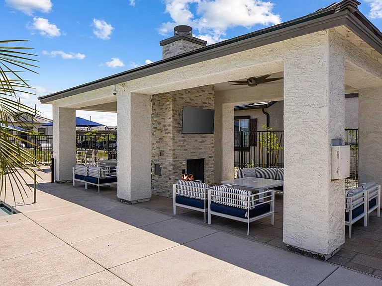 9200 W McDowell Rd — Photo 25