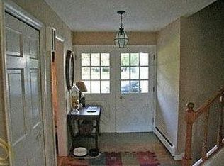 1631 Bracken Rd, Bloomfield Hills, MI 48302