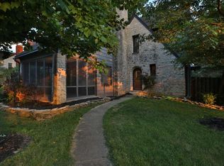 79 W Henderson Rd, Columbus, OH 43214