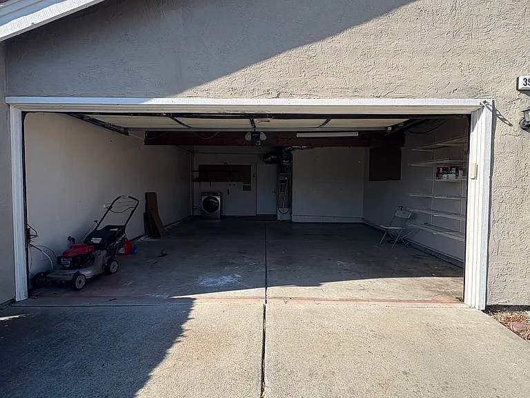 39146 Ebbetts St — Photo 4