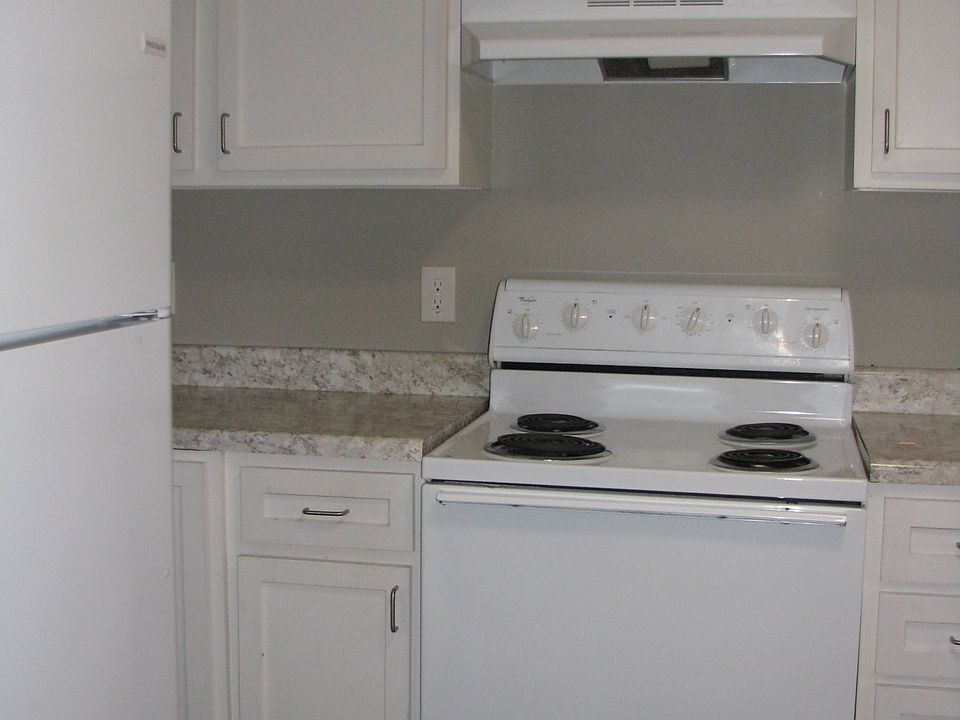 1st image of 811-811 McCain Blvd