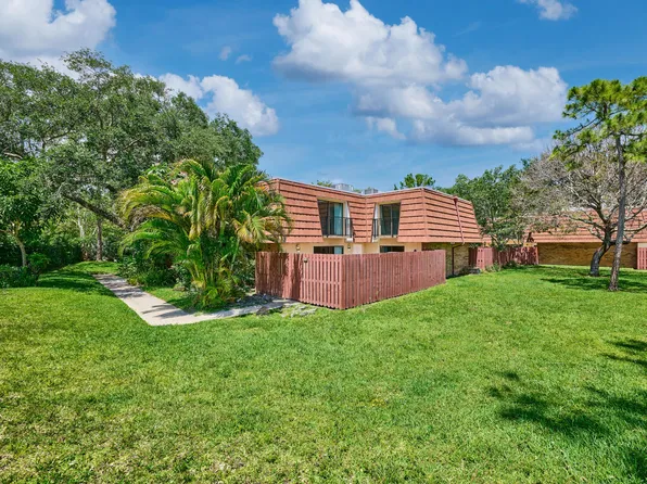 1540 Masters Circle #108, Delray Beach, FL 33445