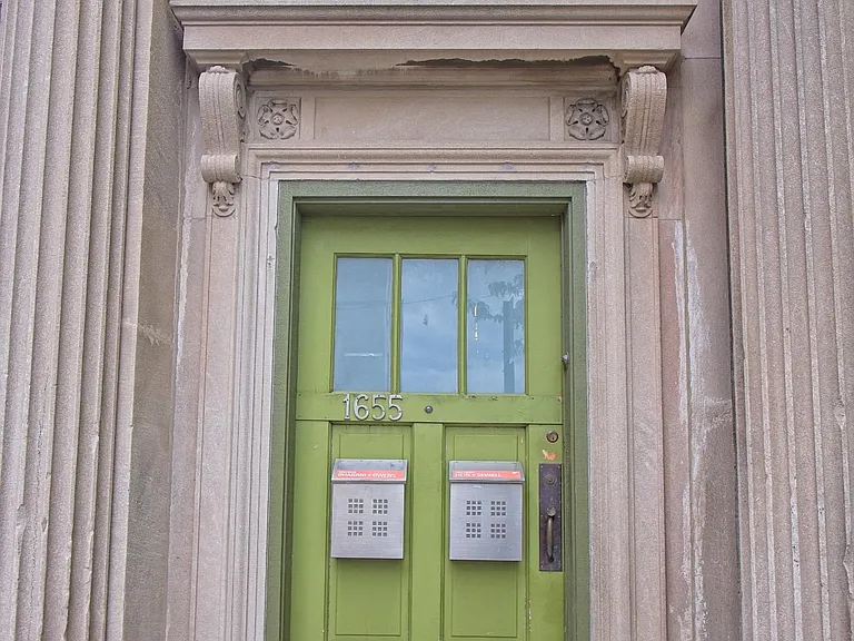 Front of unit