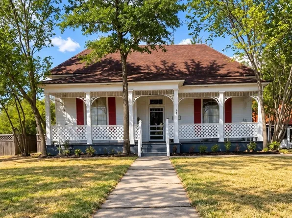 106 Whitworth St, Sulphur Springs, TX 75482