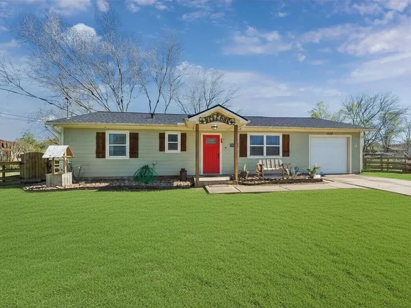 4531 County Road 424, Alvin, TX 77511