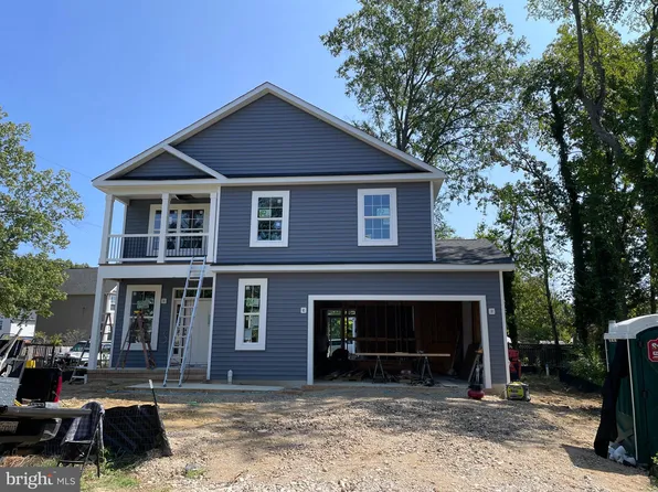 4945 Bonniewood Dr, Shady Side, MD 20764