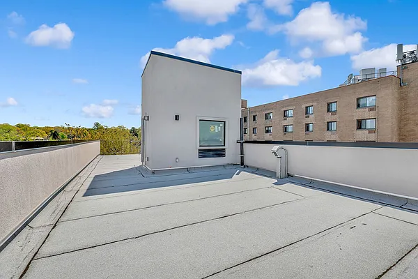 Rented by Freestone Property Group | media 9