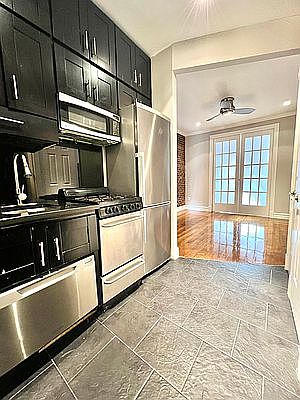 1st image of 219 E 28th St APT 4B