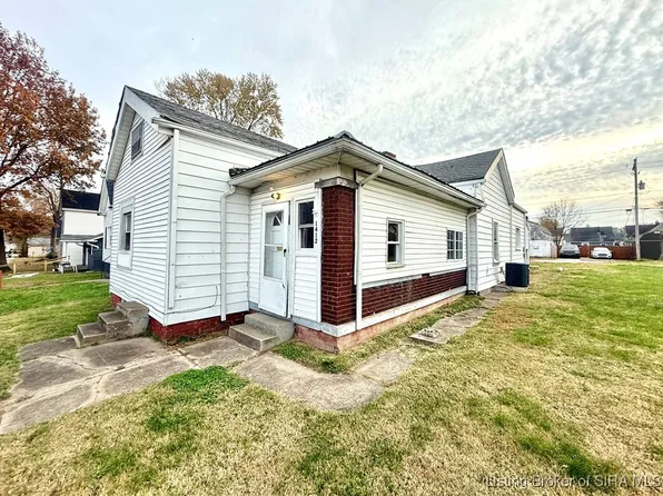 1412 Chartres Street, New Albany, IN 47150