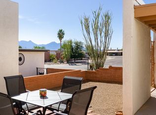 516 W Rio Altar, Green Valley, AZ 85614