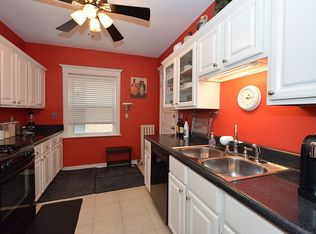 1704 E Kane Pl, Milwaukee, WI 53202