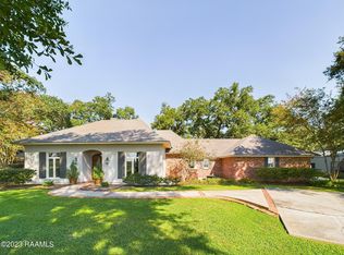 2203 Bayou Bend Rd, New Iberia, LA 70563