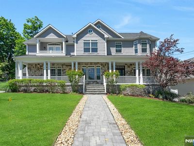 109 Blauvelt Ave, Ho Ho Kus, NJ, 07423