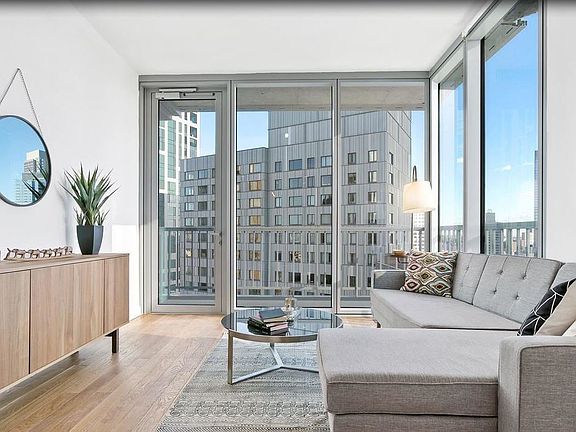 4th image of 436 Albee Sq APT 26D