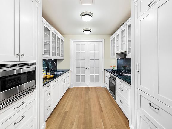 5th image of 15 Central Park W APT 15H