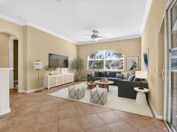 9566 Lantern Bay Circle, West Palm Beach, FL 33411