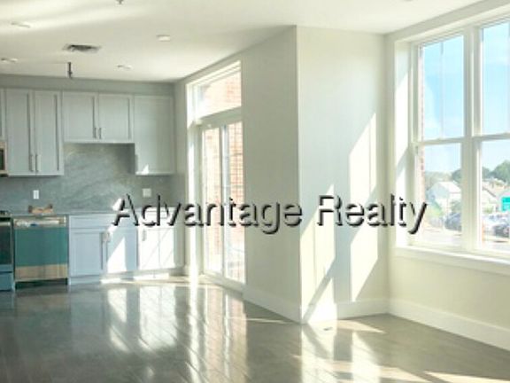 5th image of 434 McGrath Hwy #209