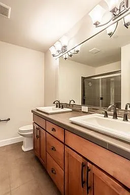 1371 Brooklyn Walk NE — Photo 12