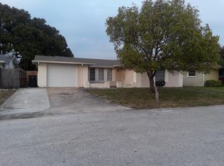 7909 Ironbark Dr, Port Richey, FL 34668