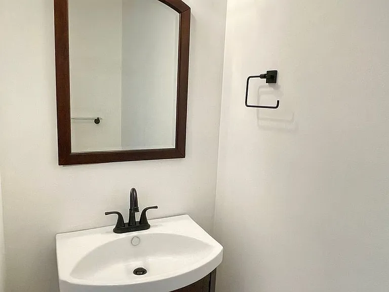 3350 Cotham Ln — Photo 11