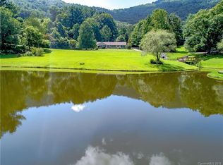 13 Ashley Rd, Asheville, NC 28805