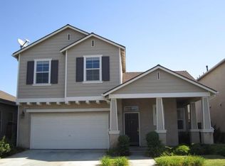 4104 W Peach Tree Ln, Fresno, CA 93722