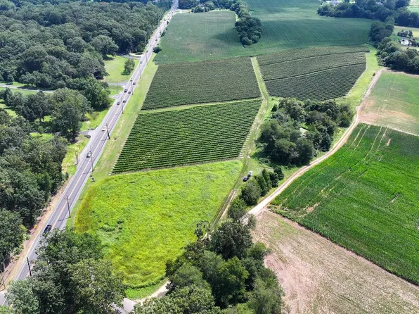 101 Griffin Rd, Mullica Hill, NJ 08062