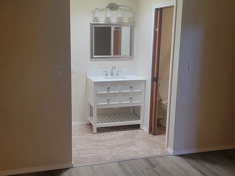 1908 Mountain Shadow Dr — Photo 13