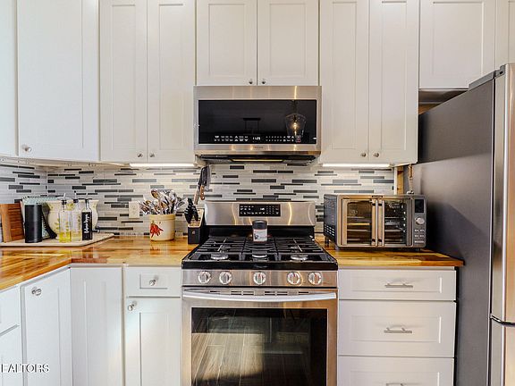 10th image of this home